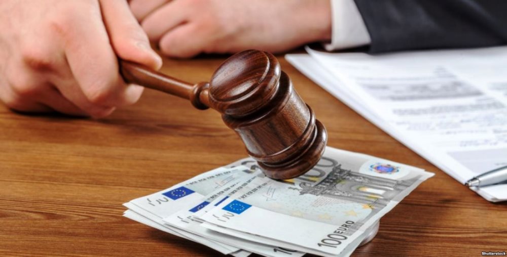 Indeksi i lumturise: Shqiperia nder 10 vendet me te korruptuara ne bote